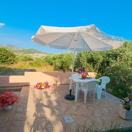 Villa Kaiti يميناريا المظهر الخارجي الصورة