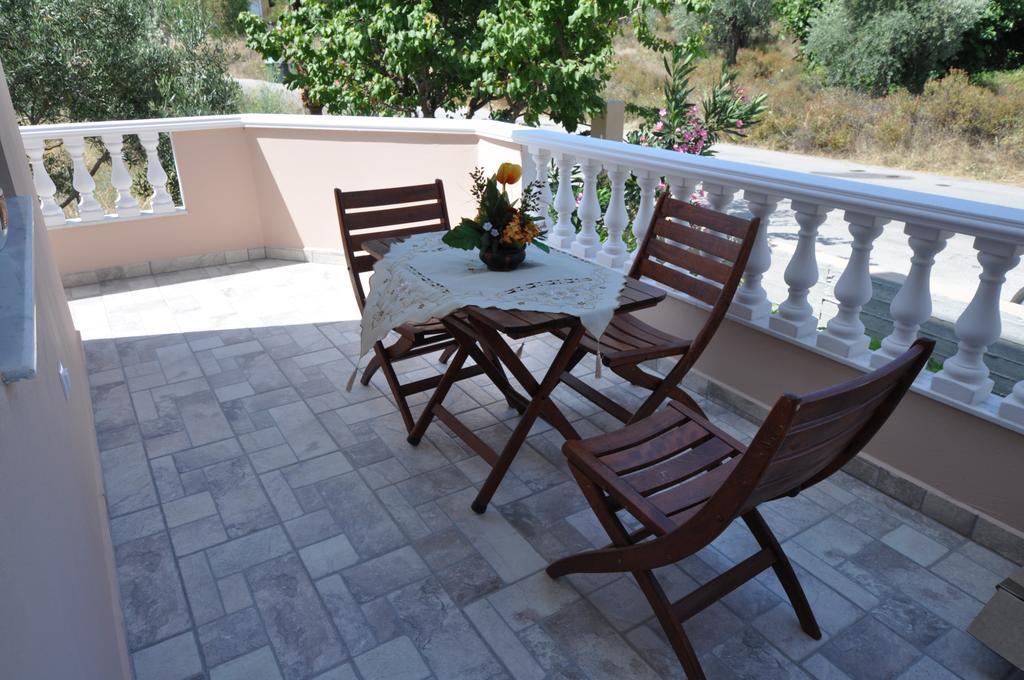 Villa Kaiti يميناريا المظهر الخارجي الصورة