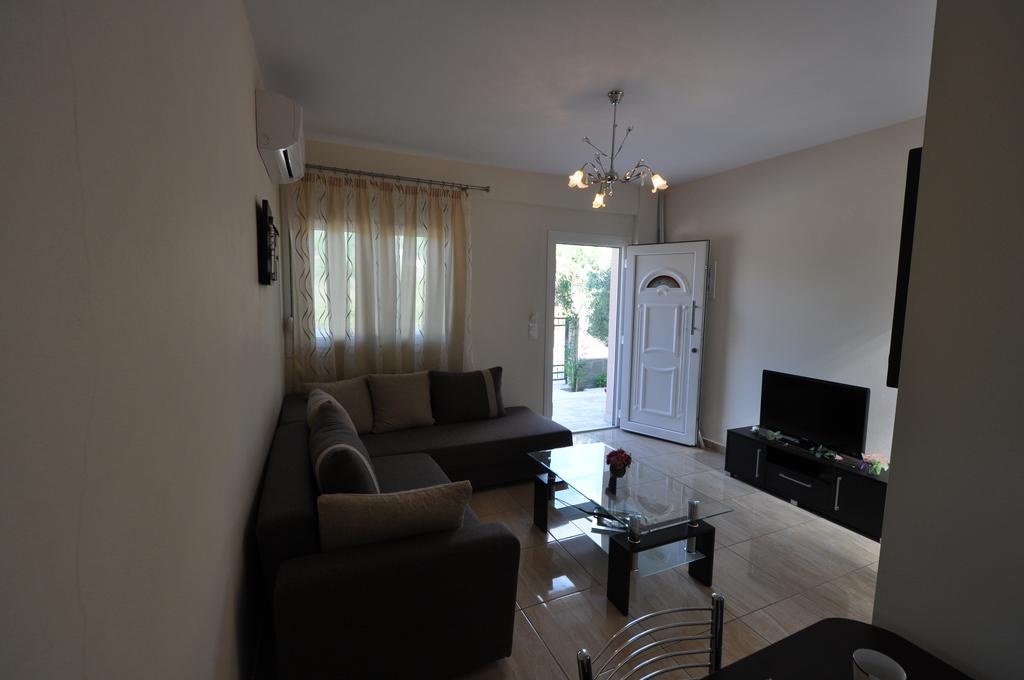 Villa Kaiti يميناريا المظهر الخارجي الصورة